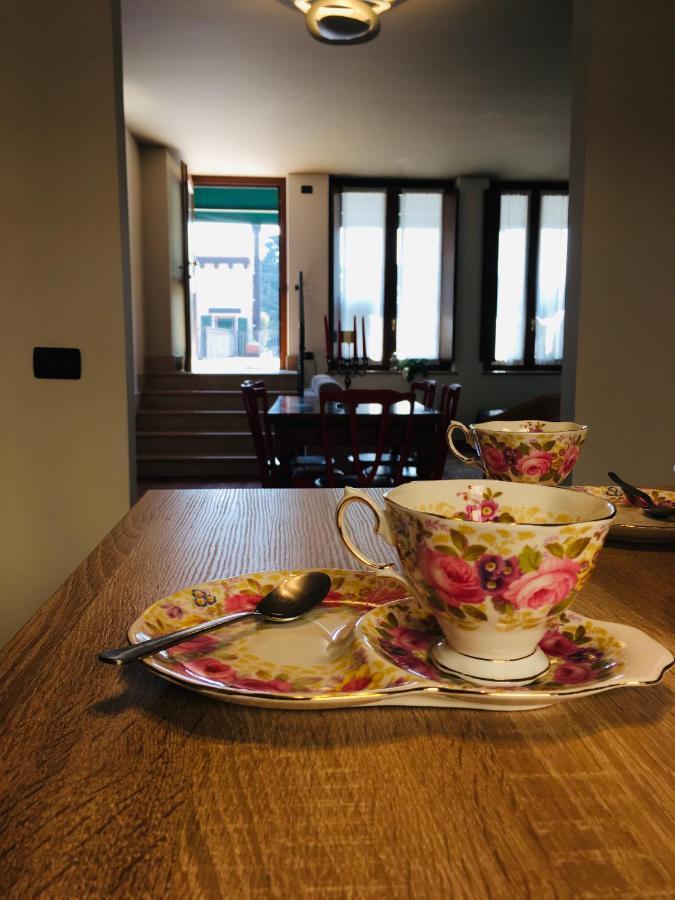 Casa Elisabetta Apartment Peschiera del Garda Ngoại thất bức ảnh