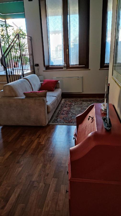 Casa Elisabetta Apartment Peschiera del Garda Ngoại thất bức ảnh