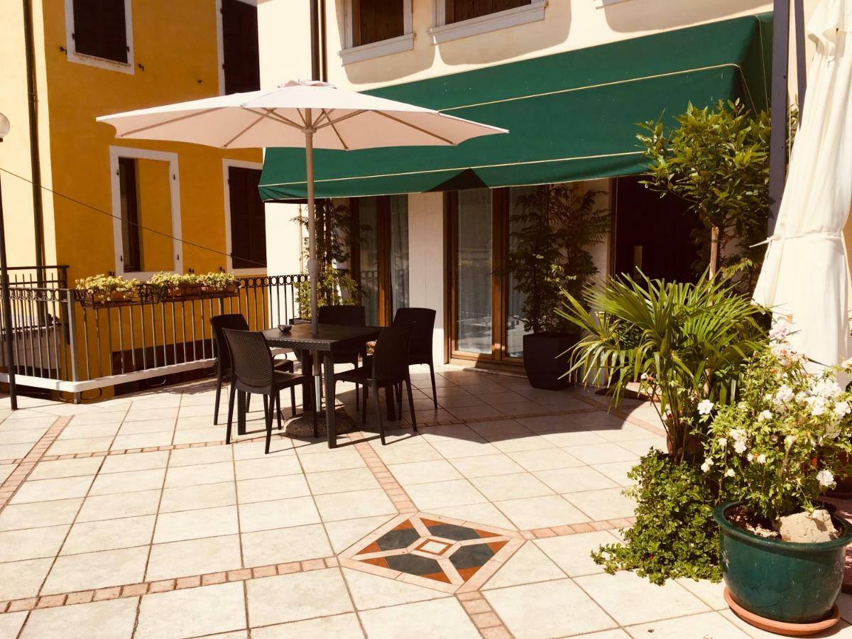 Casa Elisabetta Apartment Peschiera del Garda Ngoại thất bức ảnh